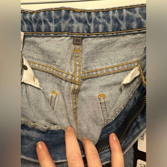 NWT CARMAR PEYTON HORIZONTAL DOUBLE ZIP
JULIET JEAN - Picture 5 of 11